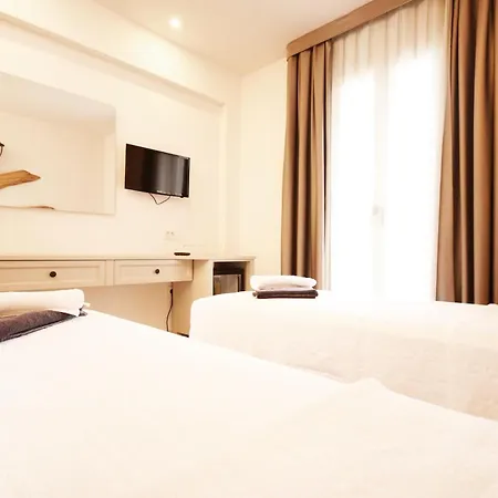 Hotel Elista & 3*