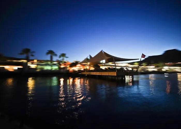 Hotel Elista & Golturkbuku