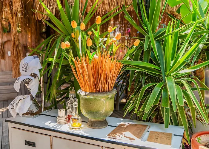 Elista & Hotel Golturkbuku