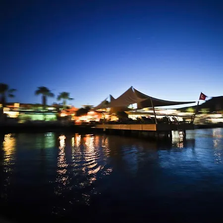 호텔 Elista & 골터크부쿠