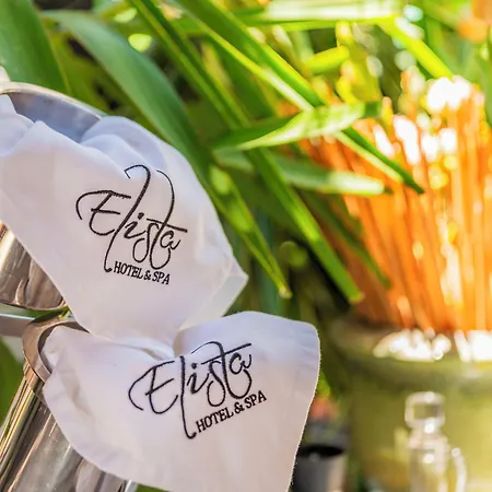 호텔 Elista & 골터크부쿠