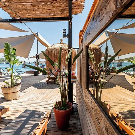 Elista & Hotel 3*