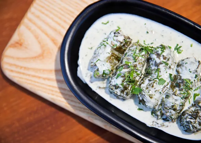 Elista & ホテル ゴルトゥルブク